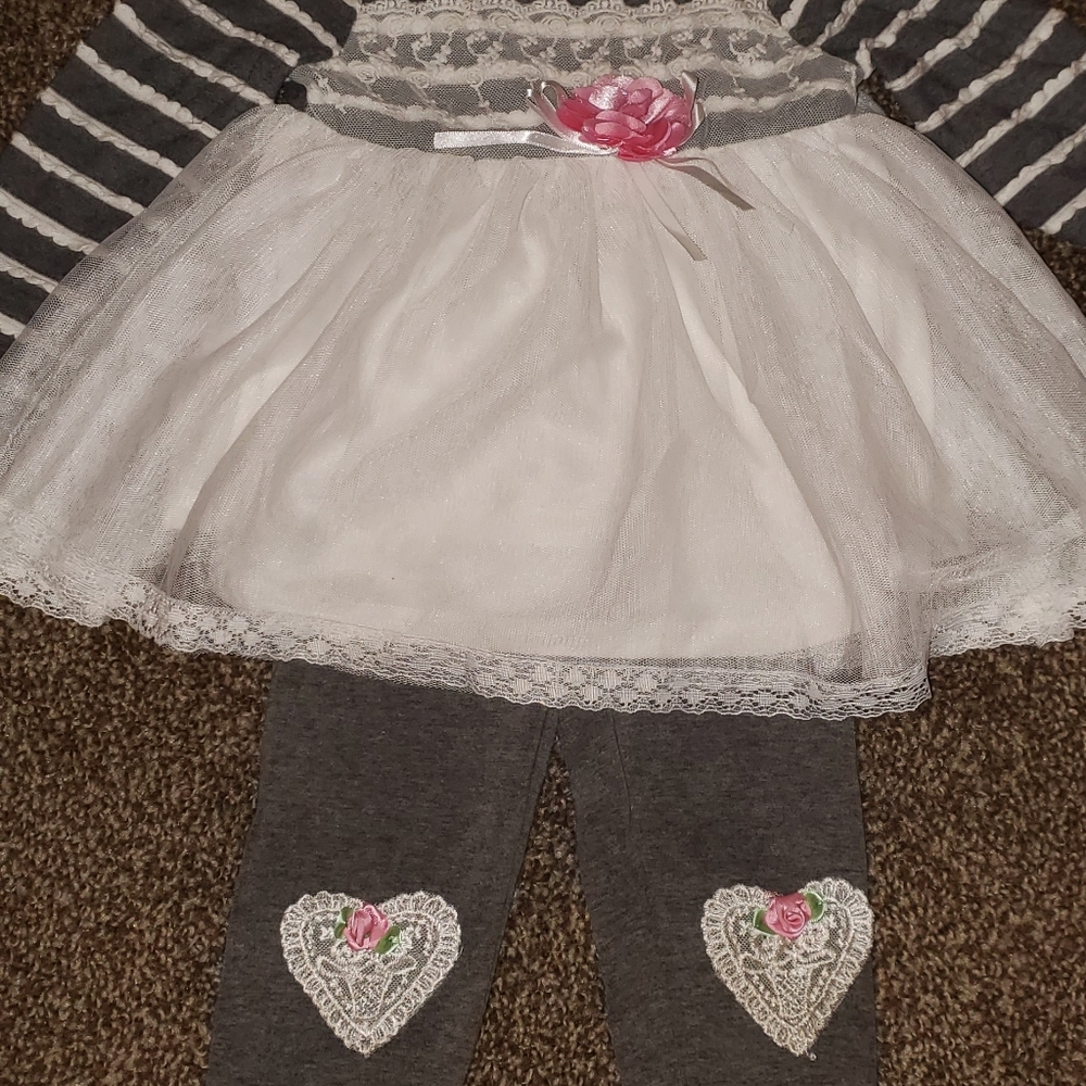 Clothes - Picture 2 of 2